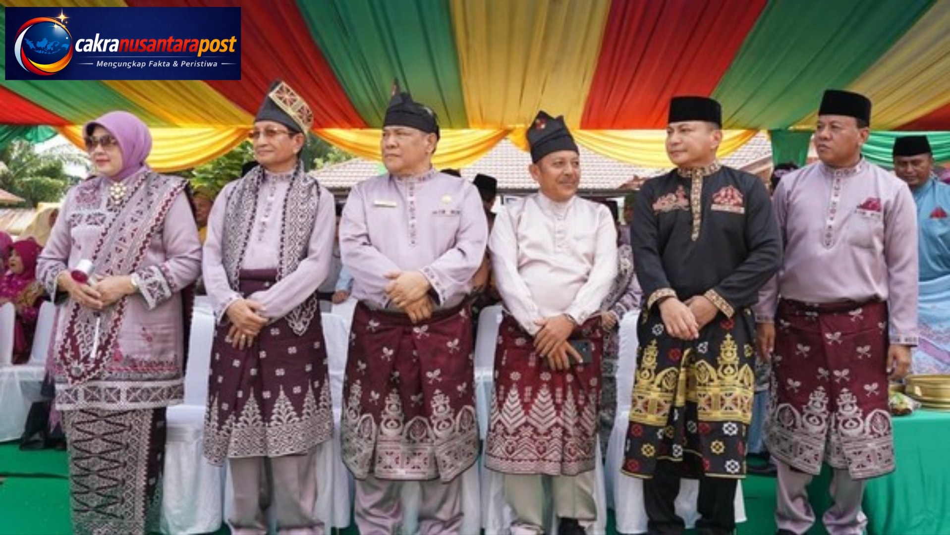 Semarak MTQ ke-44 Provinsi Riau di Kuansing, Ribuan Kafilah Padati Pawai Ta'aruf, Kapolda Tegaskan Komitmen Jaga Keamanan