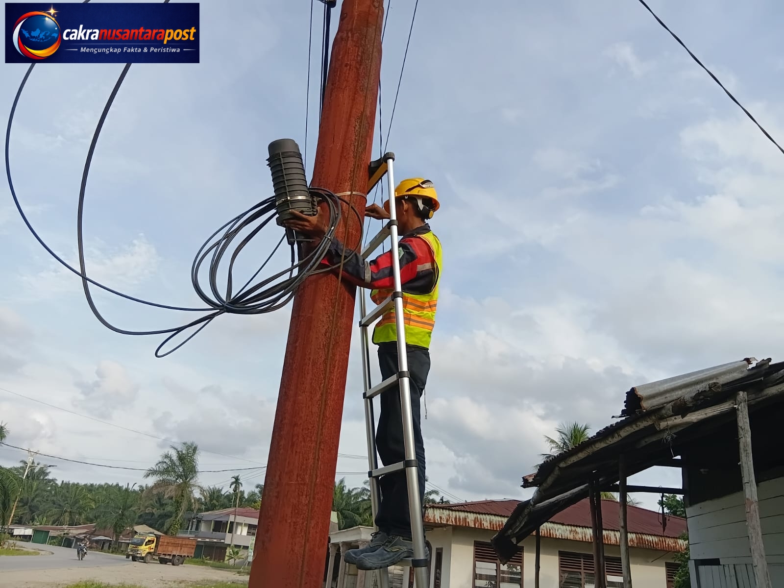 Tingkatkan Keandalan Infrastruktur Digital, PLN Icon Plus Lakukan Pemeliharaan Jaringan Fiber Optik di Siak