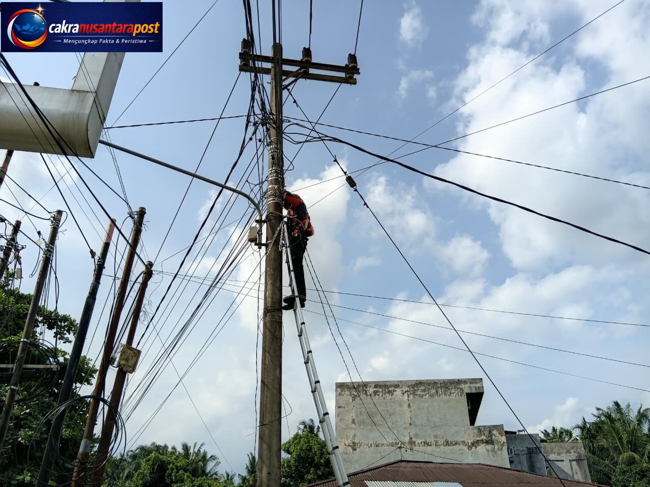 Wujudkan Layanan Telekomunikasi yang Andal, PLN Icon Plus Lakukan Pemeliharaan Jaringan Fiber Optik di Kota Padang
